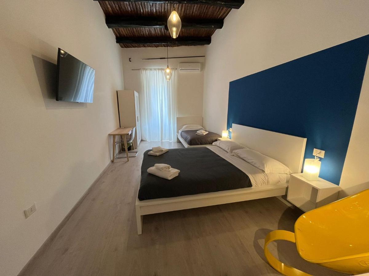 Donna Luisa A Santa Chiara Acomodação com café da manhã Nápoles Quarto foto